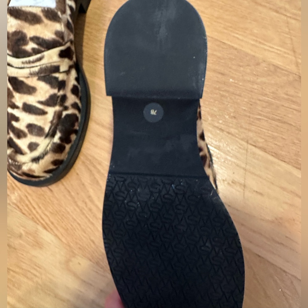 Stuart Weitzman Leopard Print Loafers Size 7 - Picture 3 of 3